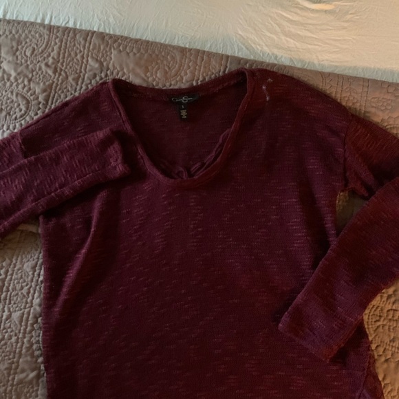 Jessica Simpson Sweater in Burgundy, long sleeves - Picture 2 of 9